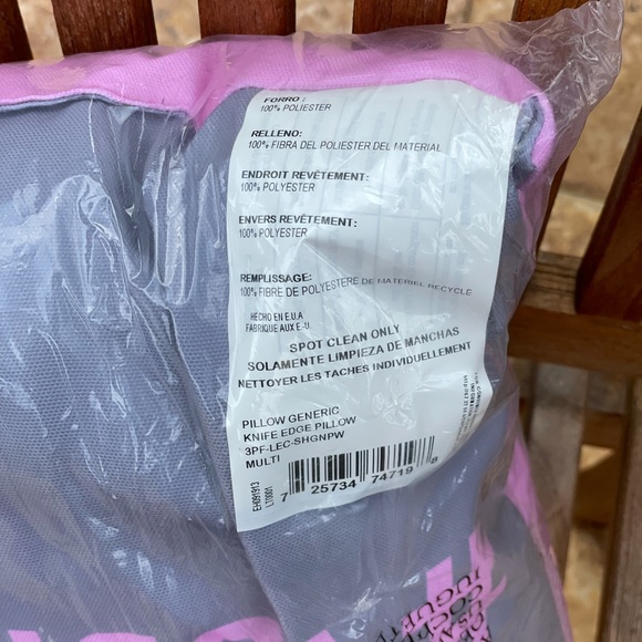 NWT! #VODKASODAPLZ Pillow - Picture 4 of 5